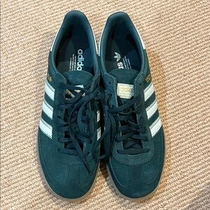 Adidas Women’s Dark Green Sneakers with White Stripes size 8.5